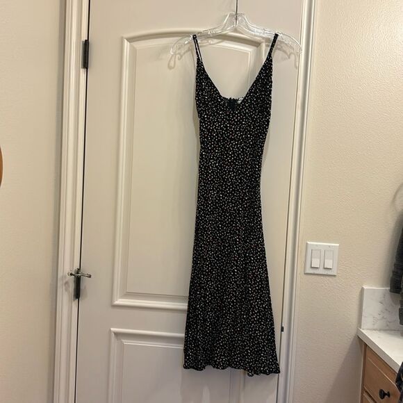 Reformation Dresses & Skirts - Reformation woman's black polka dot dress